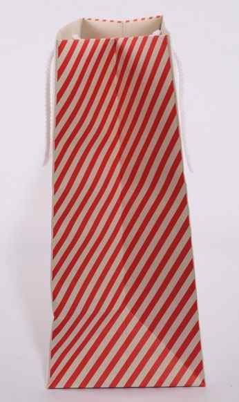 手(shou)提袋/紙(zhǐ)袋