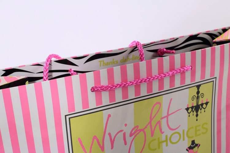 手(shǒu)提袋/紙(zhǐ)袋