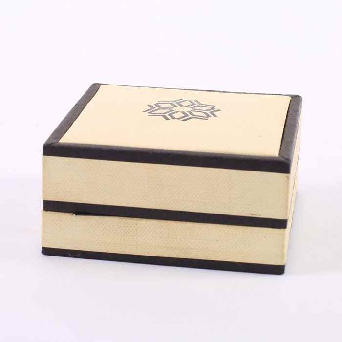 化(huà)妝品盒(he)、化妝品(pin)包裝盒(hé)、化妝品(pǐn)盒子定(dìng)制